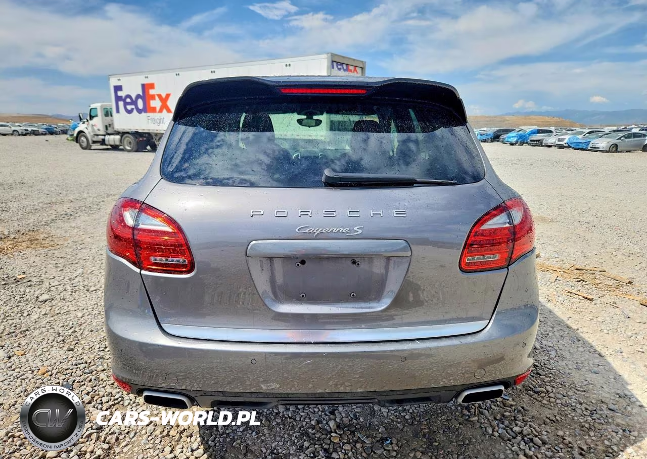 2011 Porsche Cayenne S VIN:WP1AB2A27BLA44815 - 6