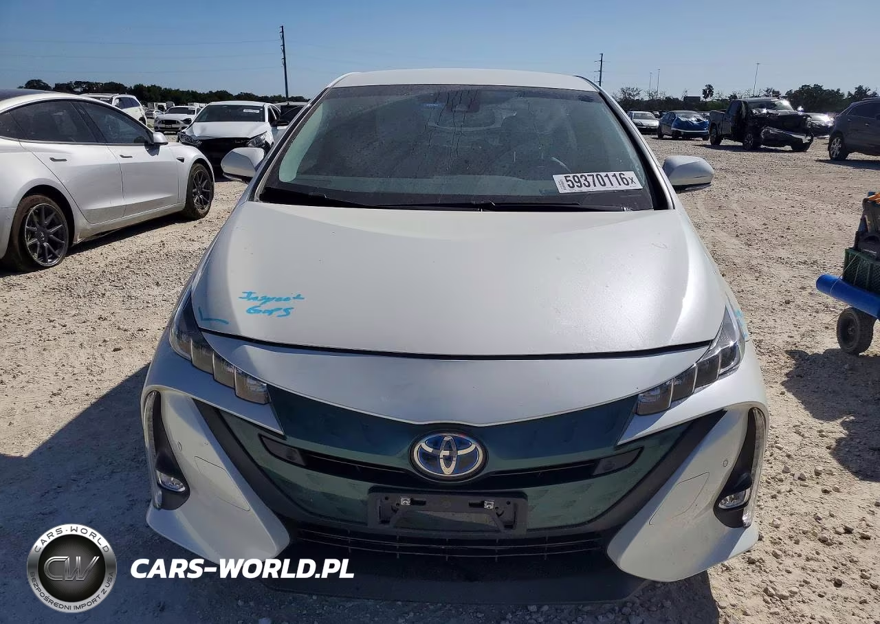 2017 Toyota Prius Prime Advanced VIN:JTDKARFP1H3025787 - 5