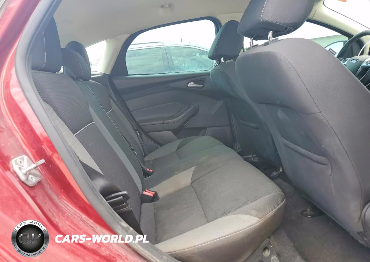 2014 Ford Focus Se VIN:1FADP3K20EL350737 - 10