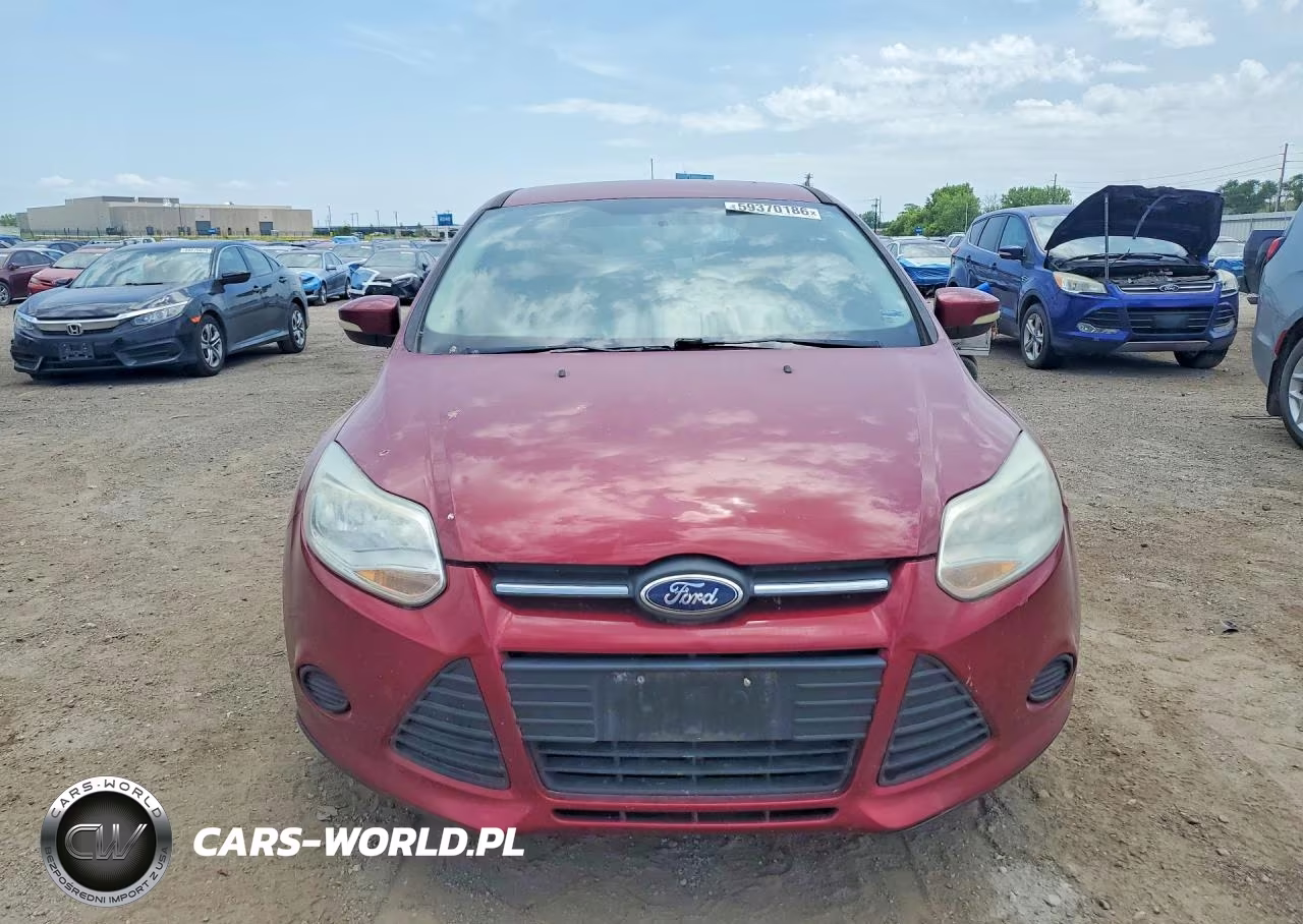 2014 Ford Focus Se VIN:1FADP3K20EL350737 - 5