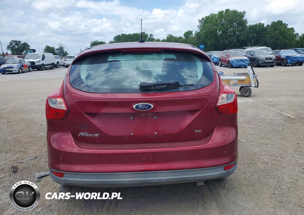 2014 Ford Focus Se VIN:1FADP3K20EL350737 - 6