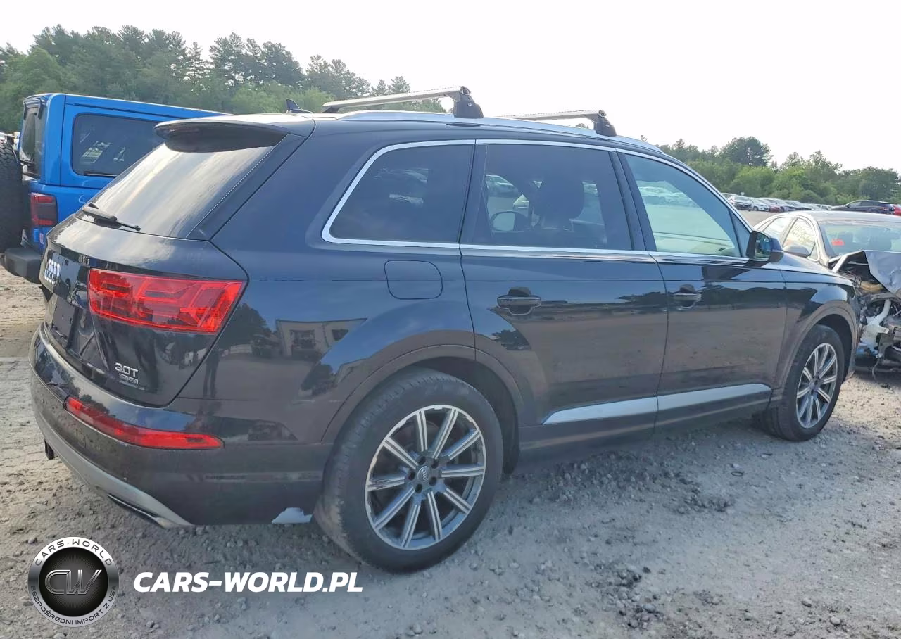 2018 Audi Q7 Premium Plus VIN:WA1LAAF7XJD000449 - 3