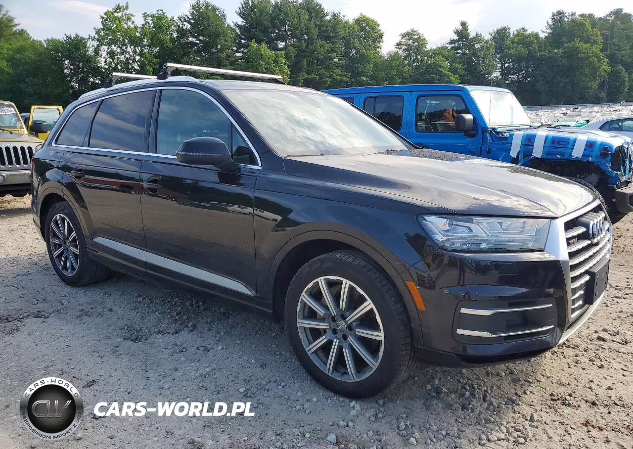 2018 Audi Q7 Premium Plus VIN:WA1LAAF7XJD000449 - 4