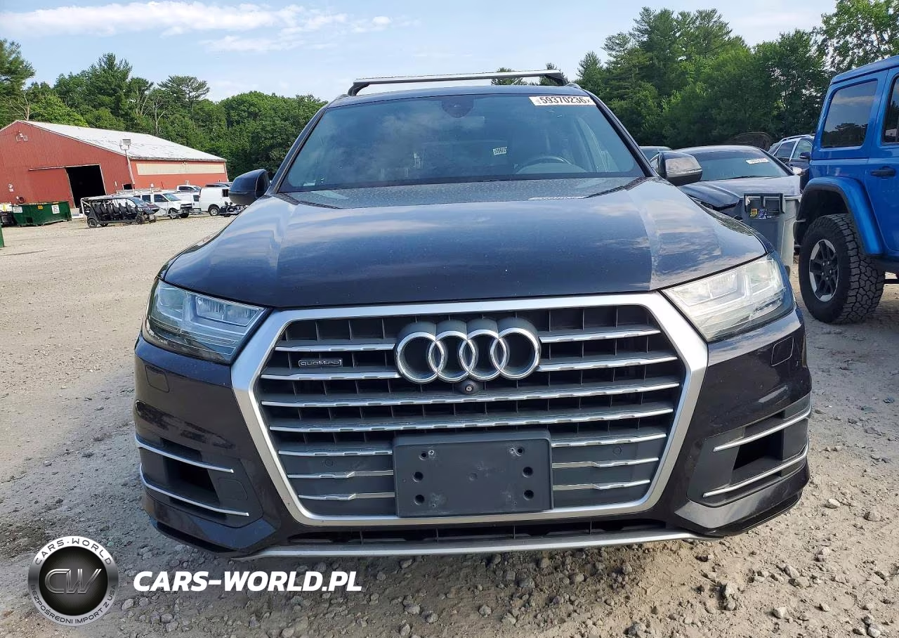 2018 Audi Q7 Premium Plus VIN:WA1LAAF7XJD000449 - 5