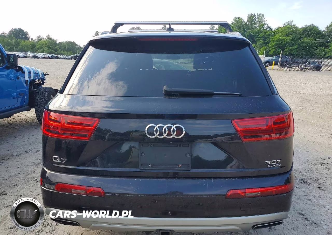 2018 Audi Q7 Premium Plus VIN:WA1LAAF7XJD000449 - 6