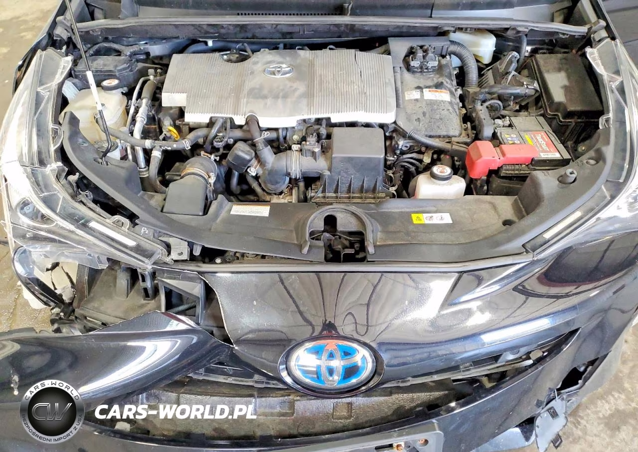 2017 Toyota Prius Four Touring VIN:JTDKARFU0H3029464 - 11