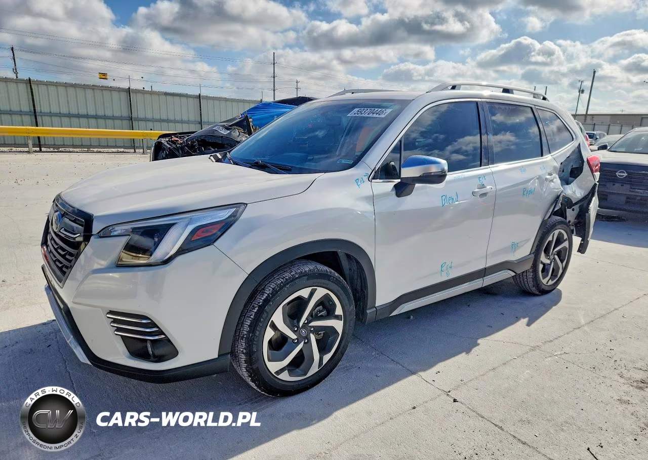 2022 Subaru Forester Touring – zdjęcie 1 z 13