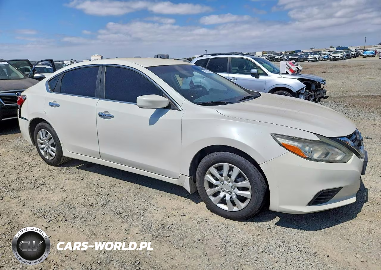 2016 Nissan Altima 2.5 S VIN:1N4AL3AP7GN380112 - 4