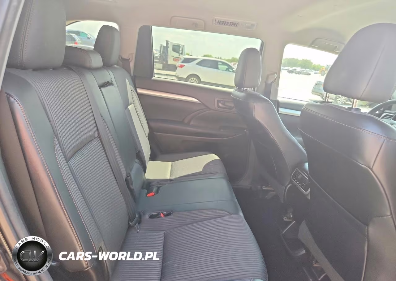 2016 Toyota Highlander Le Plus VIN:5TDBKRFH2GS250416 - 11