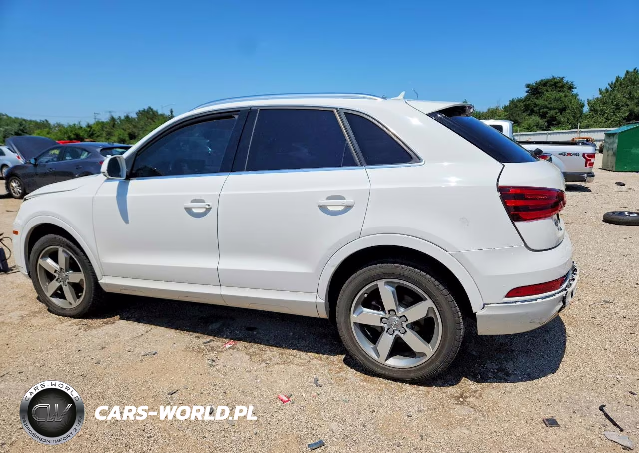 2015 Audi Q3 Premium Plus VIN:WA1EFCFSXFR007325 - 2