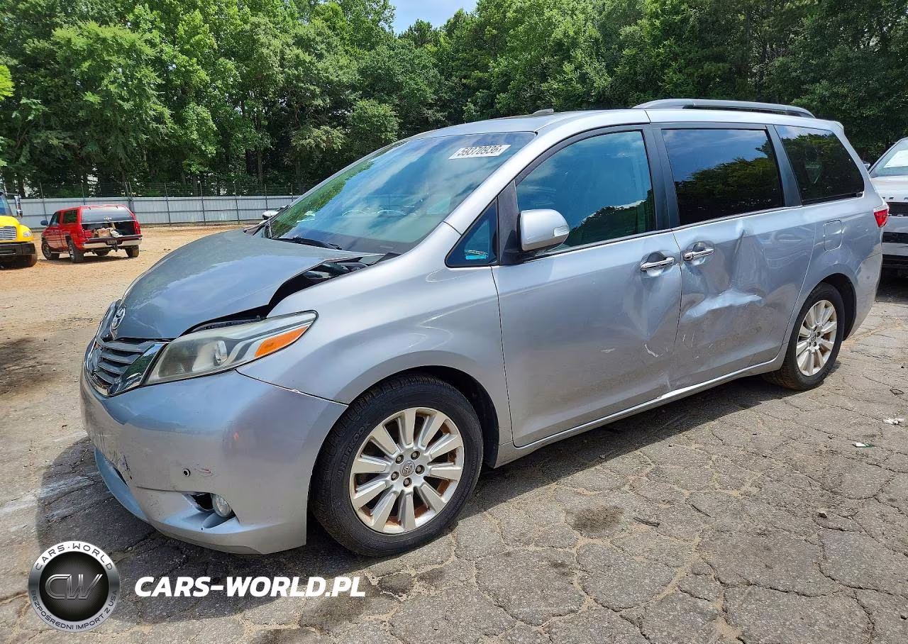 2015 Toyota Sienna Limited Premium 7-Passenger