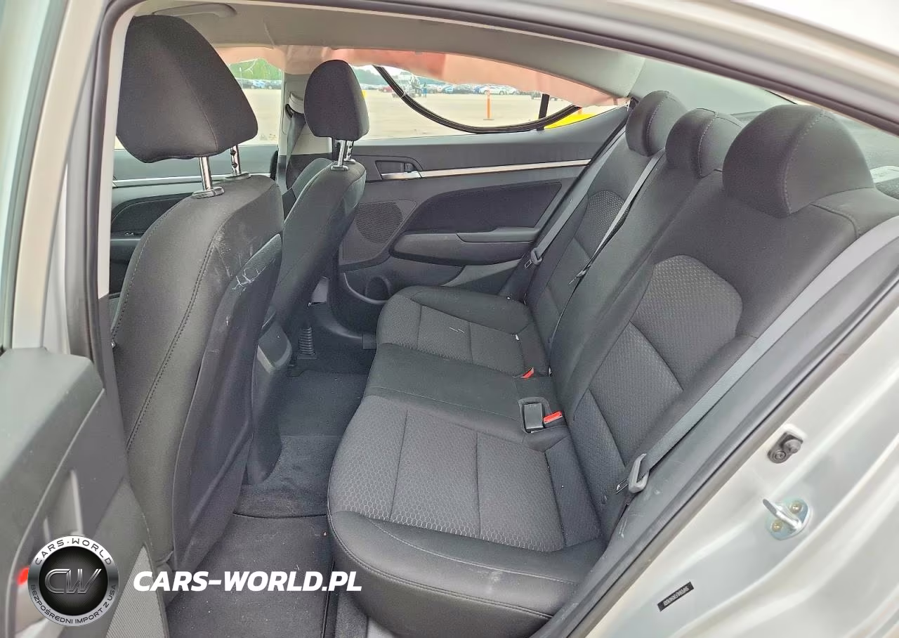 2019 Hyundai Elantra Sel VIN:5NPD84LF2KH478301 - 10