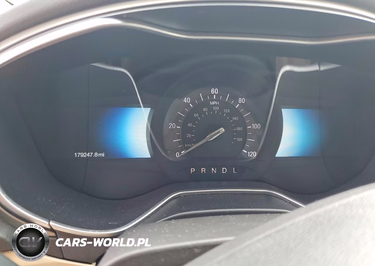 2015 Ford Fusion Se Hybrid VIN:3FA6P0LU1FR158821 - 9