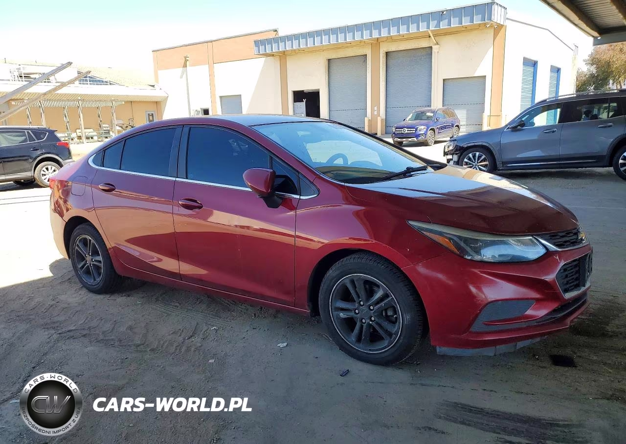 CHEVROLET CRUZE VIN:1G1BE5SM5H7266682 - 4