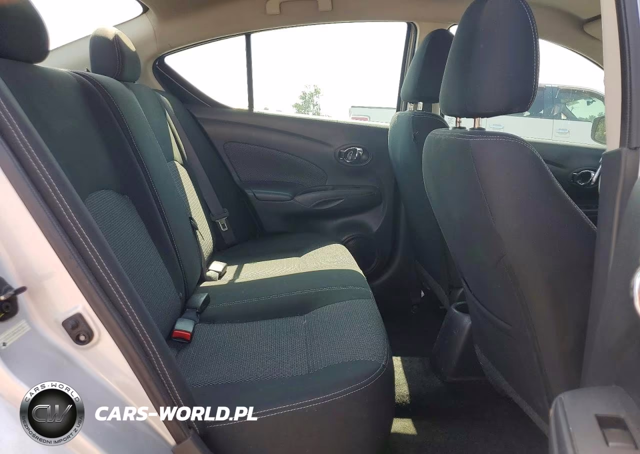2018 Nissan Versa Sv VIN:3N1CN7AP8JL842224 - 10