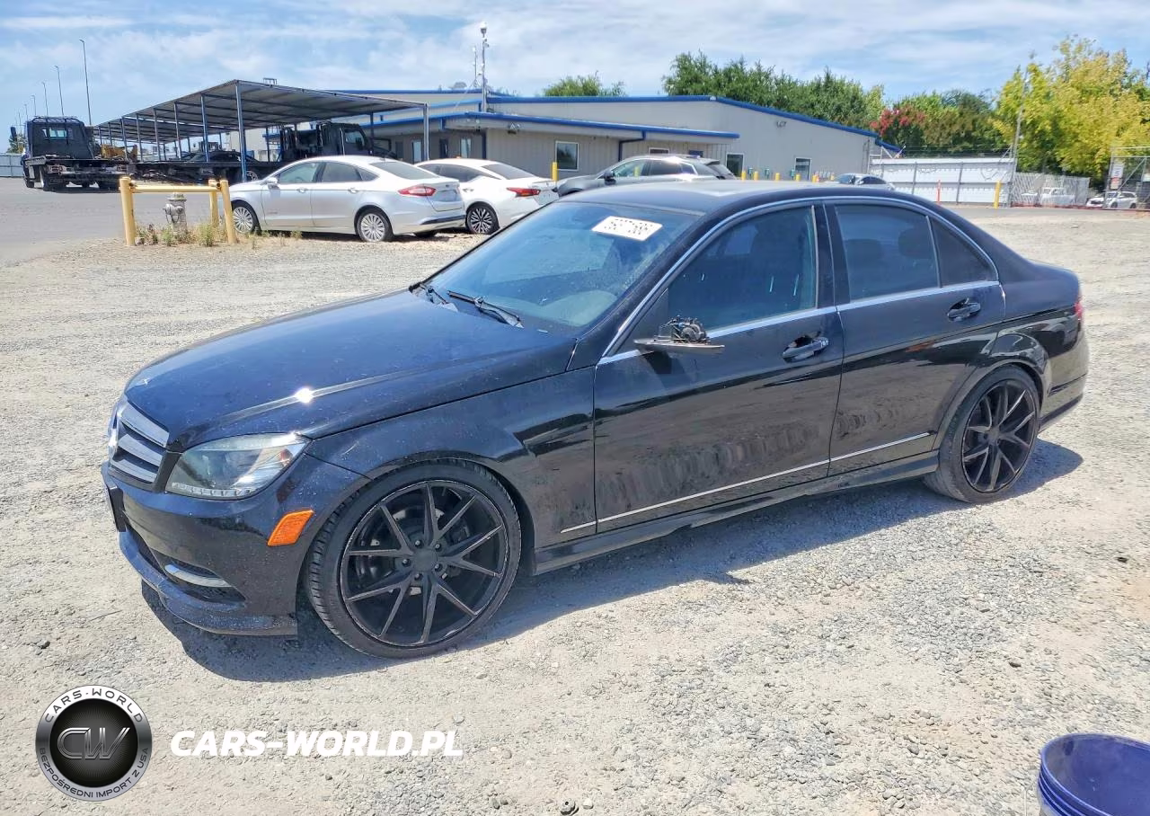 2011 Mercedes-Benz C 300 4Matic – zdjęcie 1 z 12