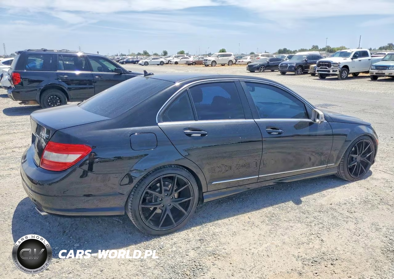 2011 Mercedes-Benz C 300 4Matic VIN:WDDGF8BB3BR181450 - 3
