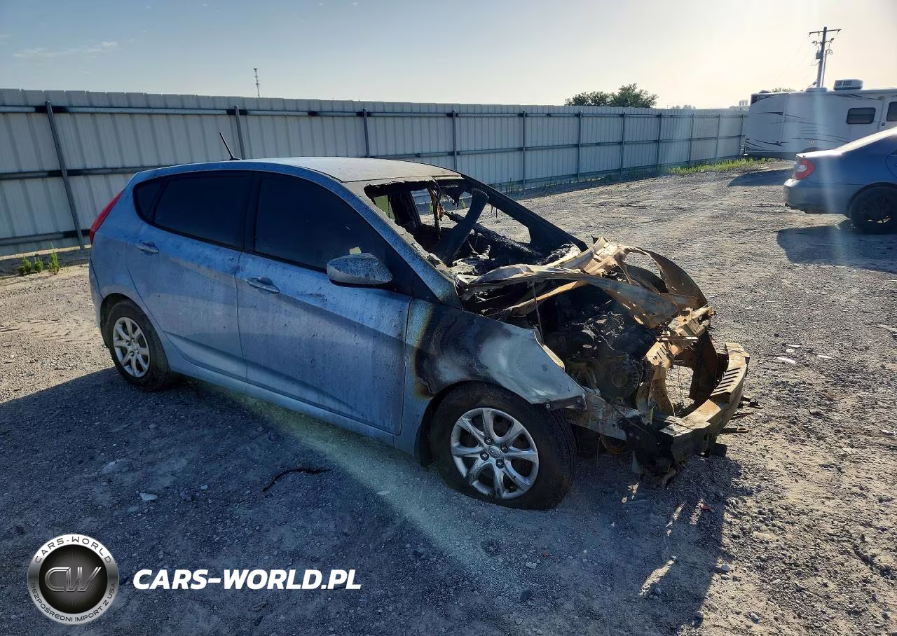 2014 Hyundai Accent Gs VIN:KMHCT5AE4EU150443 - 4