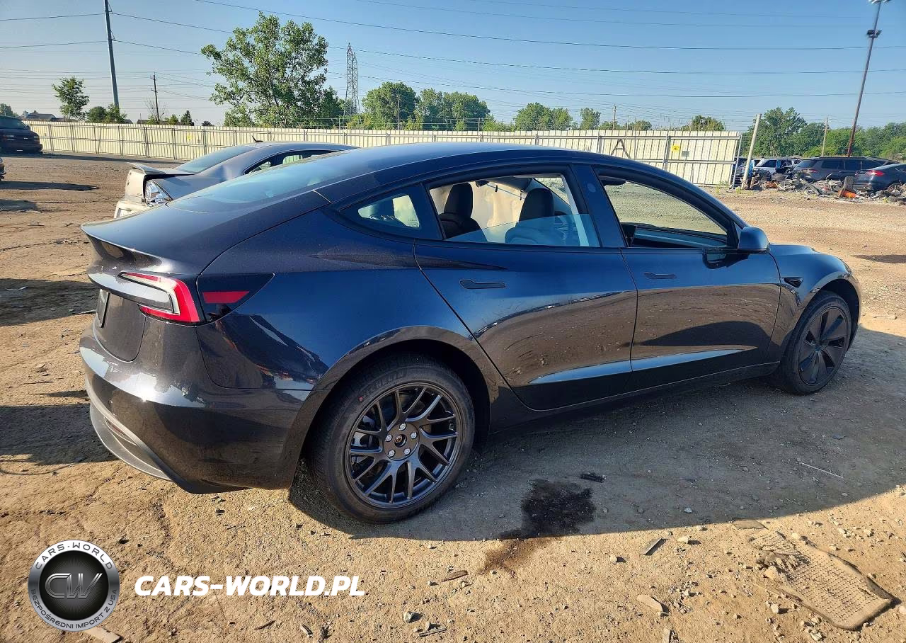2026 Tesla Model 3 VIN:5YJ3E1EA7TF163479 - 3