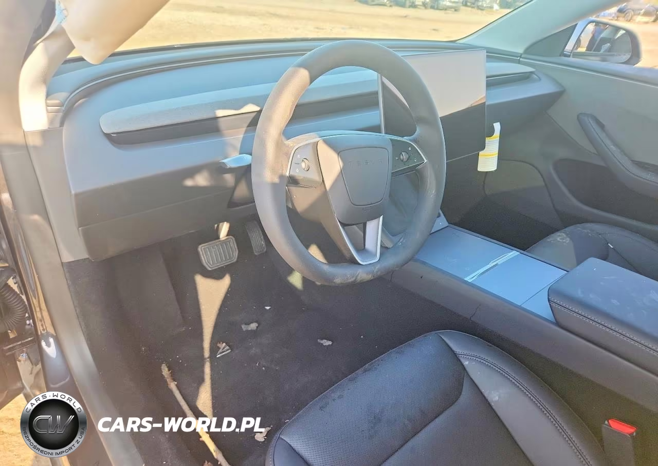 2026 Tesla Model 3 VIN:5YJ3E1EA7TF163479 - 8