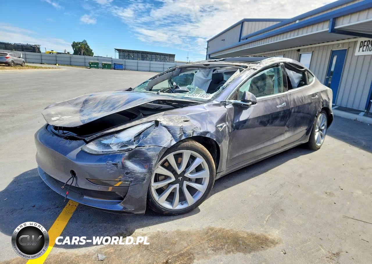 2020 Tesla Model 3 – zdjęcie 1 z 12