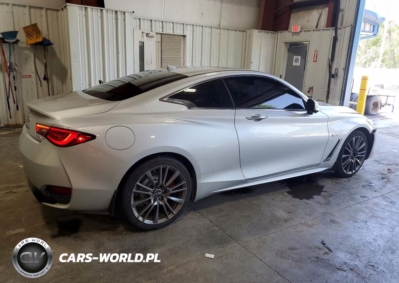 2017 Infiniti Q60 Red Sport 400 VIN:JN1FV7EL1HM701919 - 3