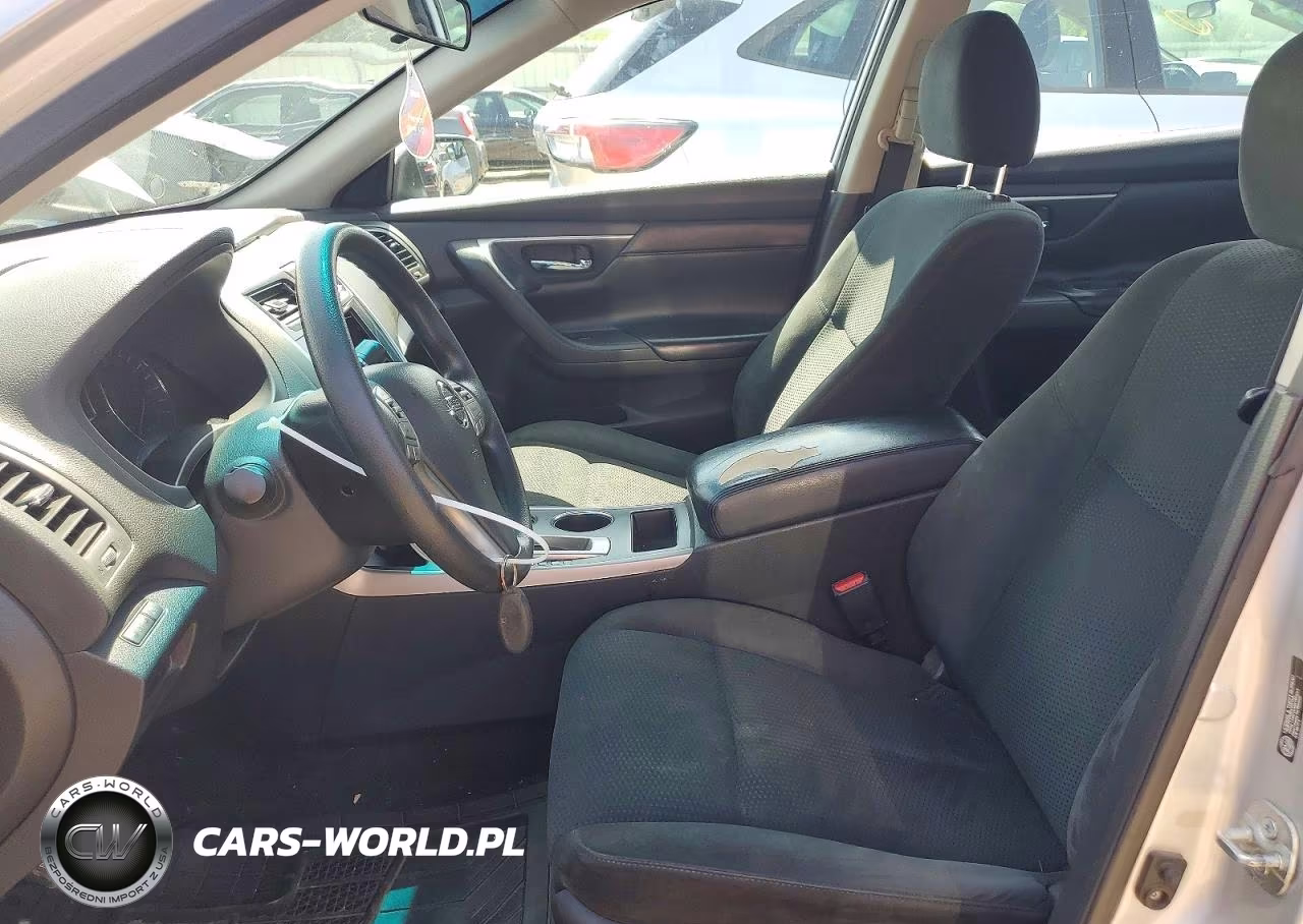 2015 Nissan Altima 2.5 S VIN:1N4AL3APXFC584302 - 7