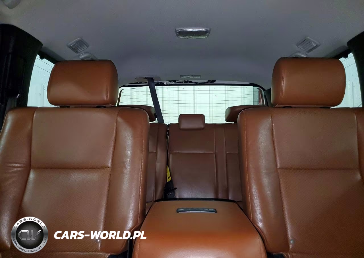 2014 Toyota Sequoia Platinum VIN:5TDDW5G18ES092457 - 10