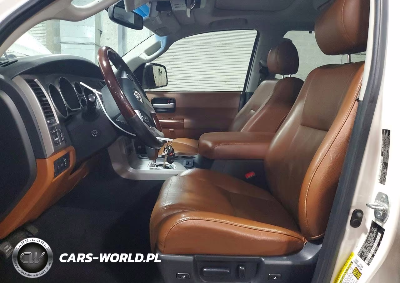 2014 Toyota Sequoia Platinum VIN:5TDDW5G18ES092457 - 7