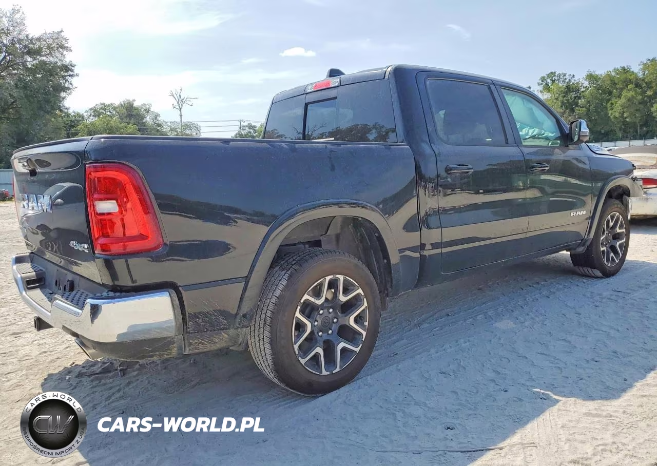 2026 Ram 1500 Laramie VIN:1C6SRFJP6TN316465 - 3