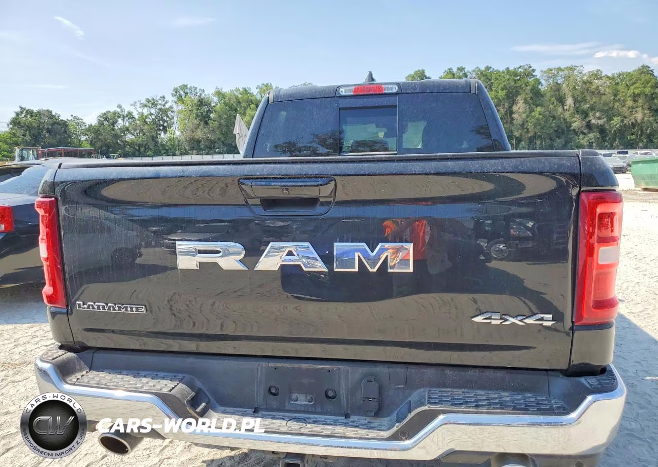 2026 Ram 1500 Laramie VIN:1C6SRFJP6TN316465 - 6