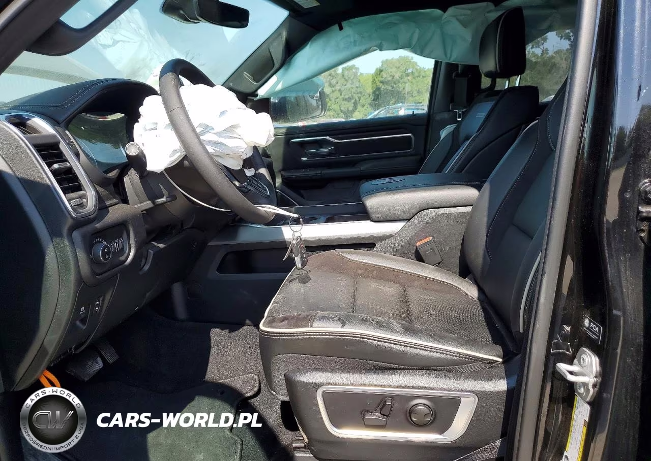 2026 Ram 1500 Laramie VIN:1C6SRFJP6TN316465 - 7