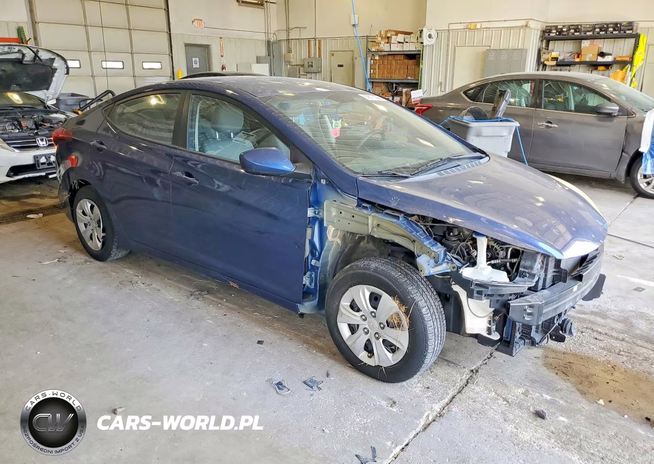 2016 Hyundai Elantra Se VIN:5NPDH4AE6GH688093 - 4