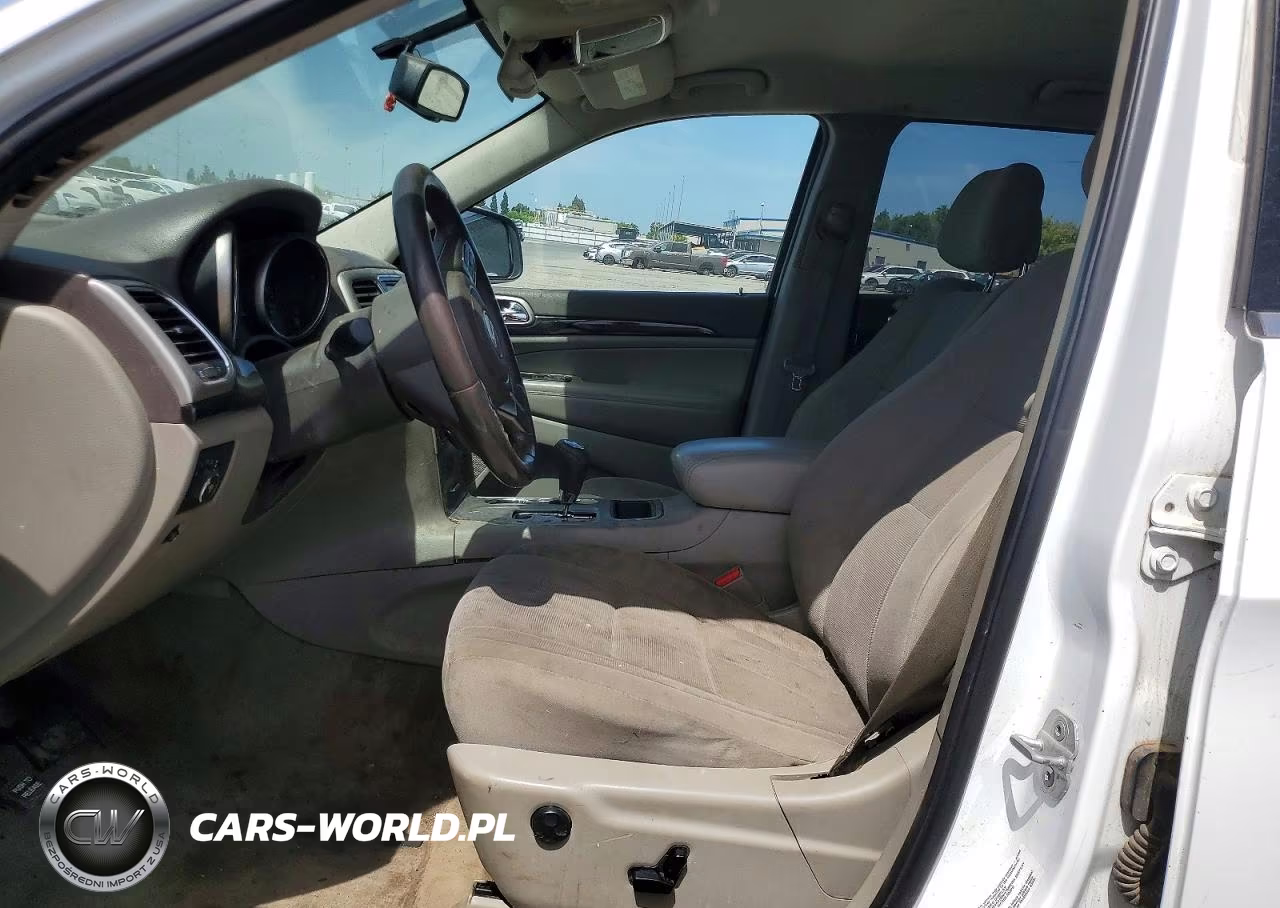 2013 Jeep Grand Cherokee Laredo VIN:1C4RJFAG2DC646230 - 7