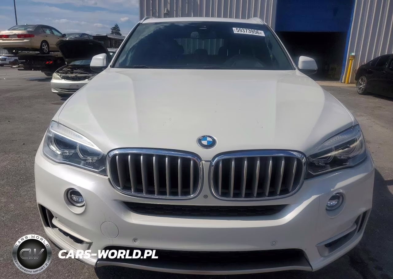 2018 BMW X5 xDrive35I VIN:5UXKR0C57J0Y06309 - 5