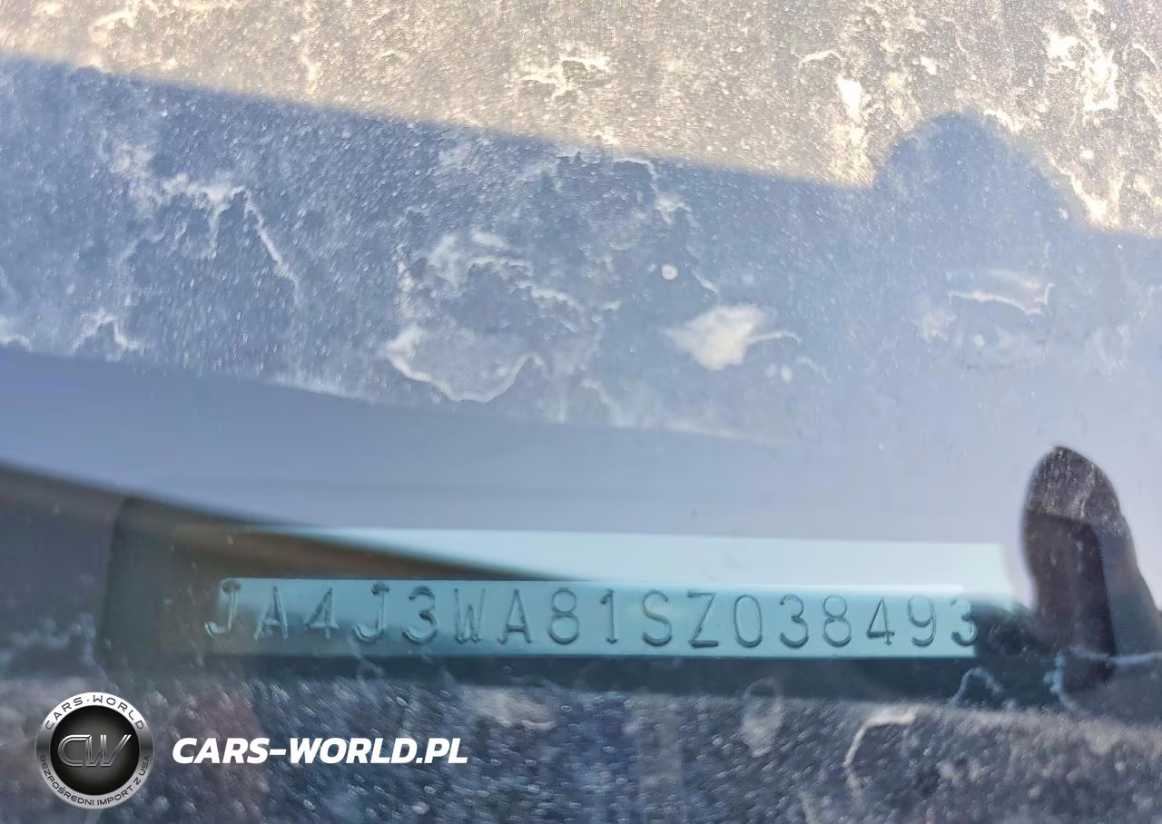 2025 Mitsubishi Outlander Sel VIN:JA4J3WA81SZ038493 - 14
