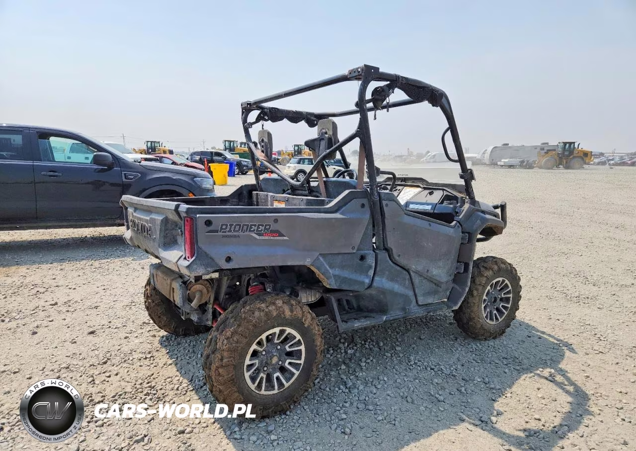 2018 Honda Sxs1000M Utility Vehicle VIN:1HFVE04X3J4200224 - 4