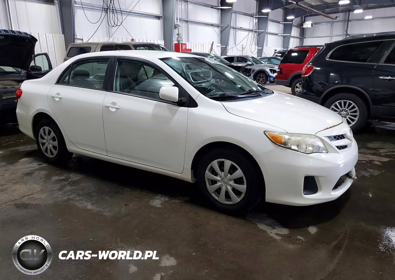 2011 Toyota Corolla Le VIN:2T1BU4EE3BC610704 - 4