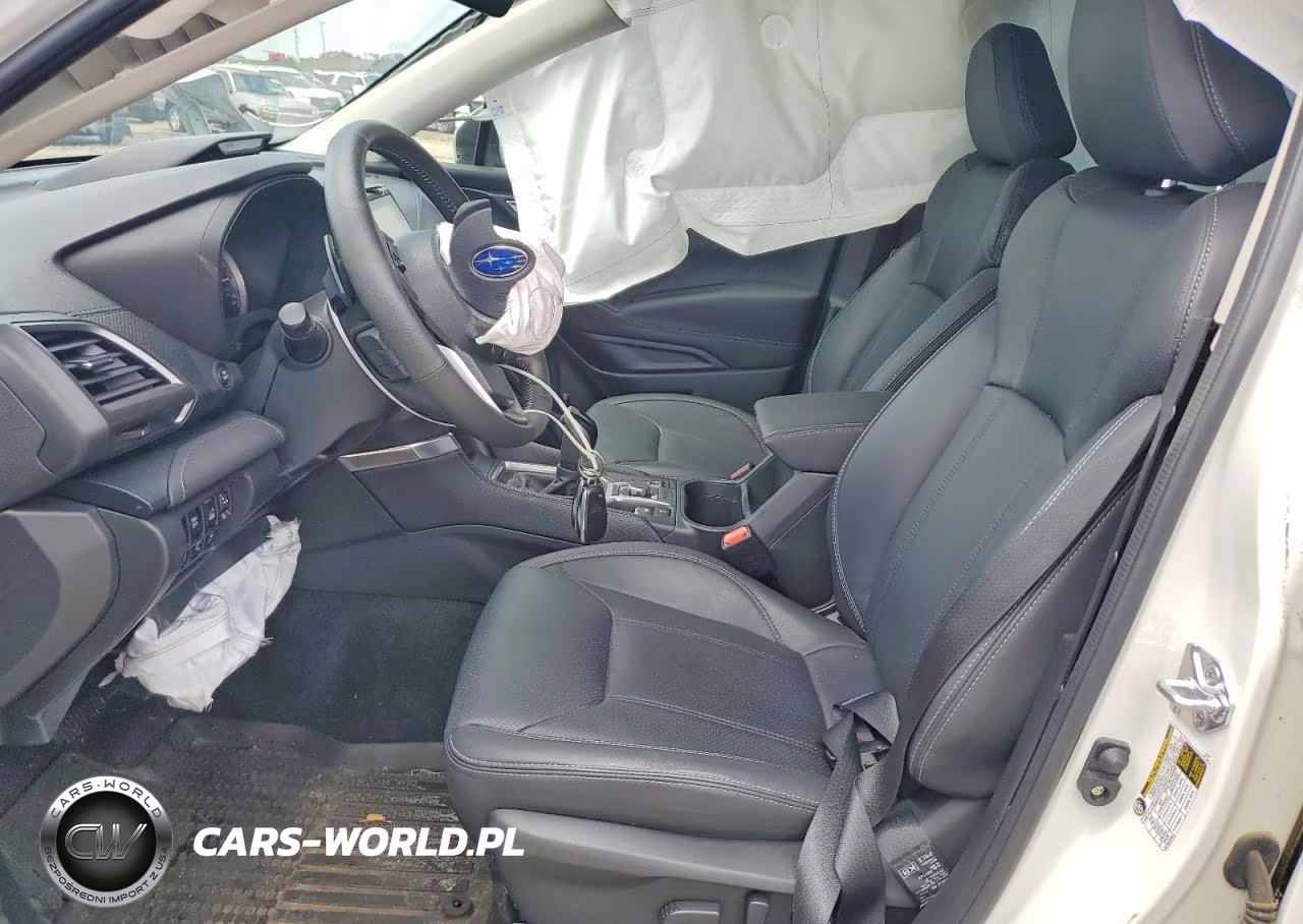 2024 Subaru Forester Touring VIN:JF2SKAMCXRH404372 - 7