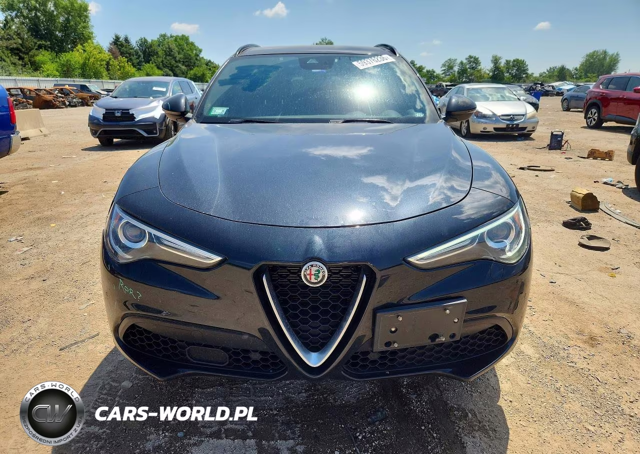 2023 Alfa Romeo Stelvio Ti VIN:ZASPAKBNXP7D54214 - 5