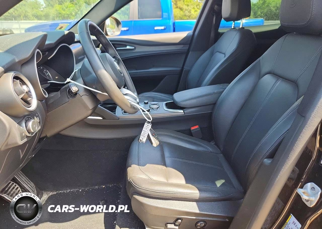 2023 Alfa Romeo Stelvio Ti VIN:ZASPAKBNXP7D54214 - 7
