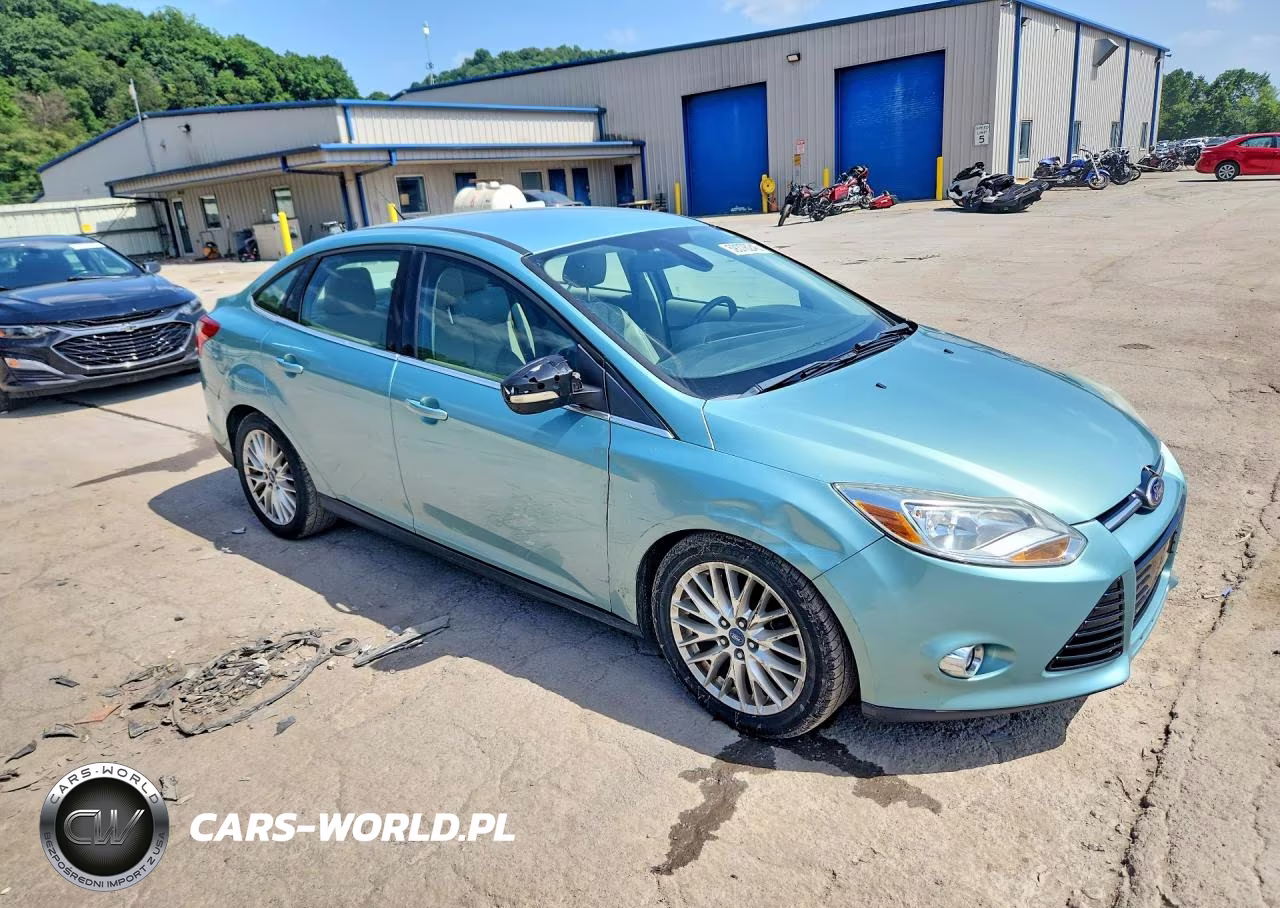 2012 Ford Focus Sel VIN:1FAHP3H29CL101682 - 4