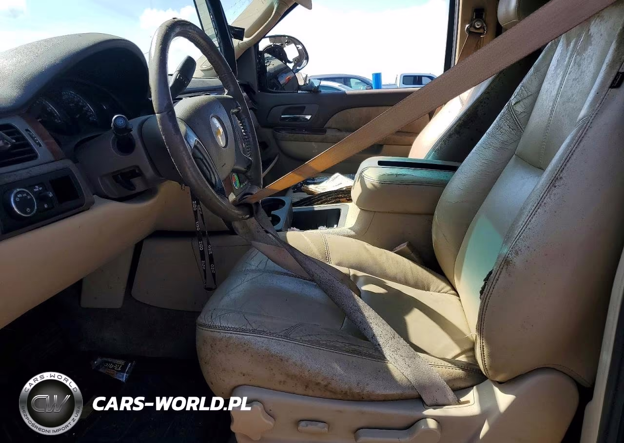 2010 Chevrolet Tahoe VIN:1GNUCBE02AR288671 - 7