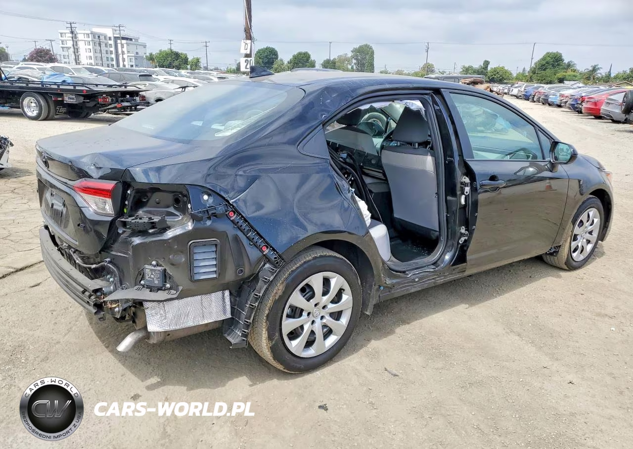 2026 Toyota Corolla Le VIN:5YFB4MDE5TP383440 - 3