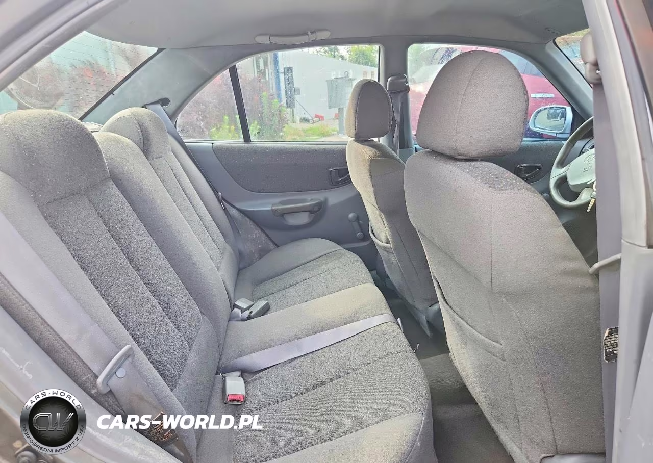 2001 Hyundai Accent Gl VIN:KMHCG45C31U195343 - 10