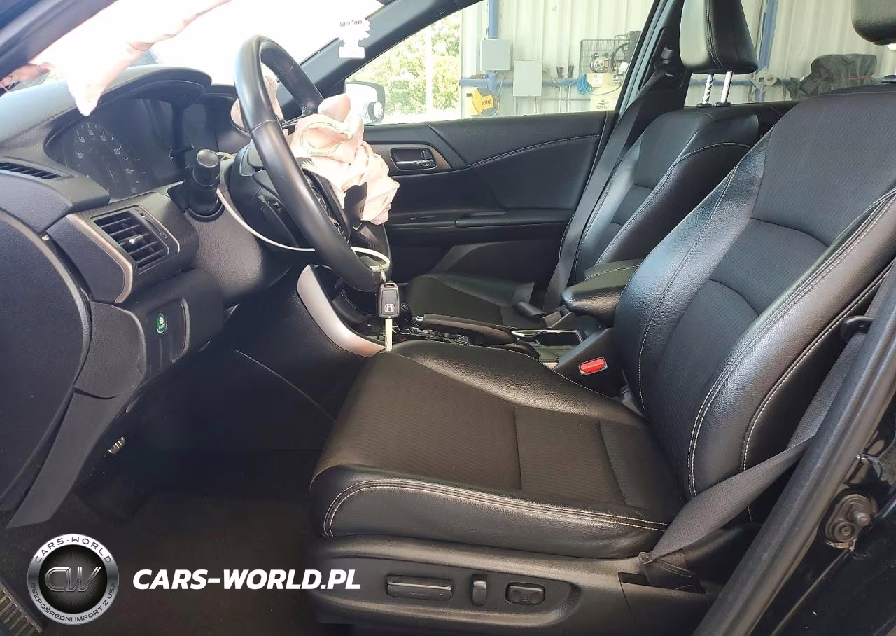 2016 Honda Accord Sport VIN:1HGCR2F57GA243621 - 7