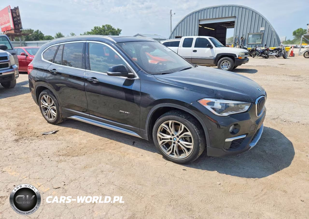 2016 BMW X1 VIN:WBXHT3Z35G4A49177 - 4