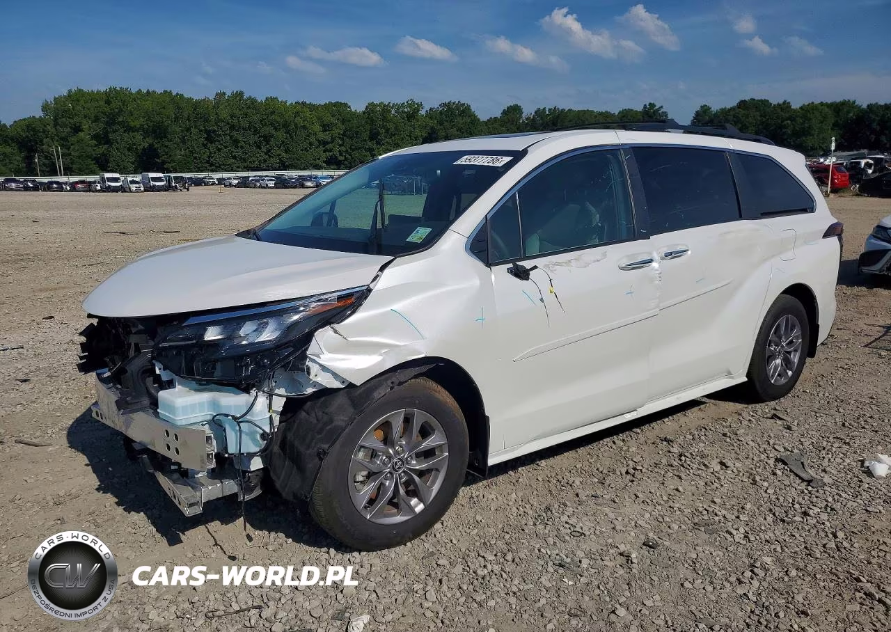 2025 Toyota Sienna Xle 8-Passenger – zdjęcie 1 z 13