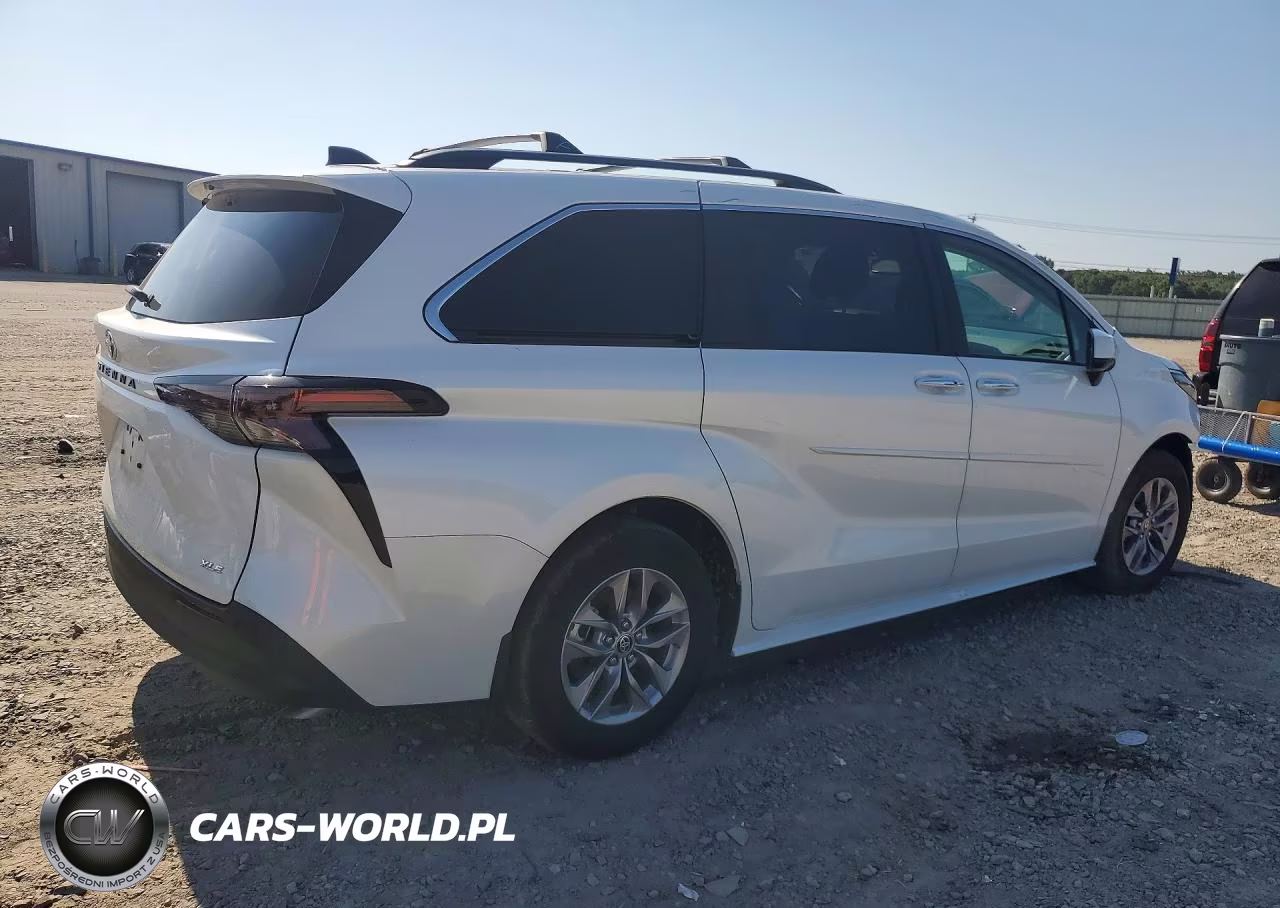 2025 Toyota Sienna Xle 8-Passenger VIN:5TDYRKEC4SS286409 - 3