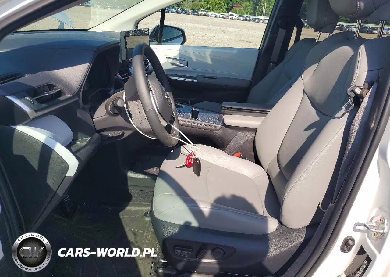 2025 Toyota Sienna Xle 8-Passenger VIN:5TDYRKEC4SS286409 - 7